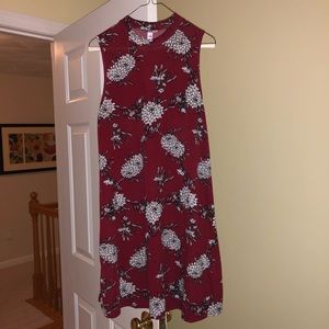 Maroon flower printed shift dress